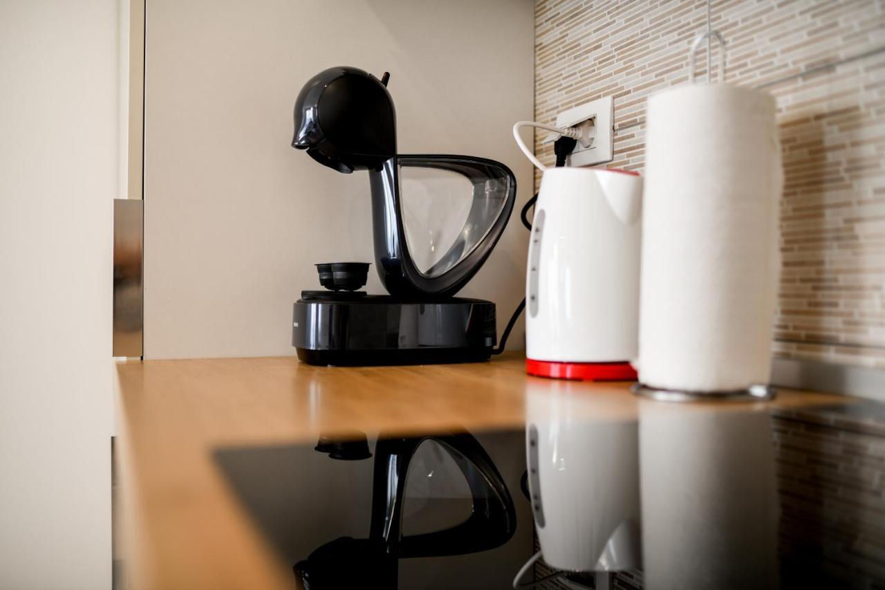 Modern Apartment For 2025' Vacation In ザダル エクステリア 写真